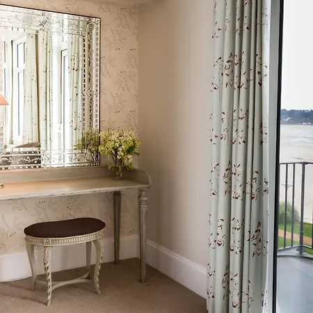 Hotel St Brelade's Bay 4*