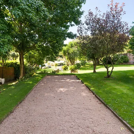 St Brelade's Bay 4* St Brelade