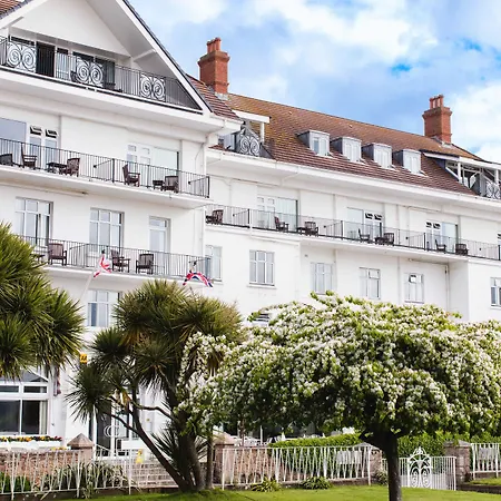 Отель St Brelade's Bay 4*