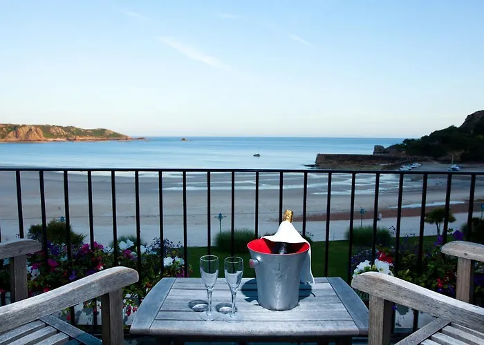 Otel St Brelade's Bay