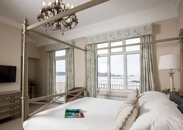 St Brelade's Bay Otel